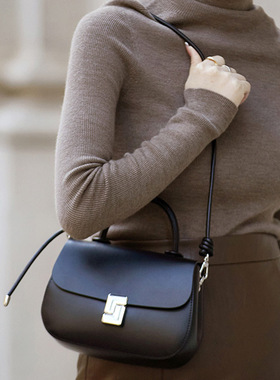 火凤凰-2025春季新款头层皮复古精致真皮手提包女士单肩斜挎马鞍