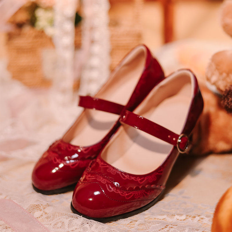 中粗跟圆头版楼梯  优雅复古女鞋xh81377