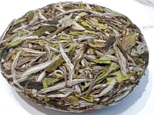 福鼎白茶2020年特级松压定制白牡丹王头春明前茶饼小众茶叶高货品