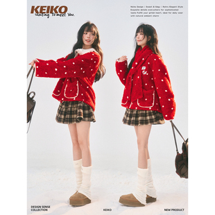 KEIKO 波点风潮红色围巾款羊羔毛外套冬季圣诞风加绒加厚毛毛棉服