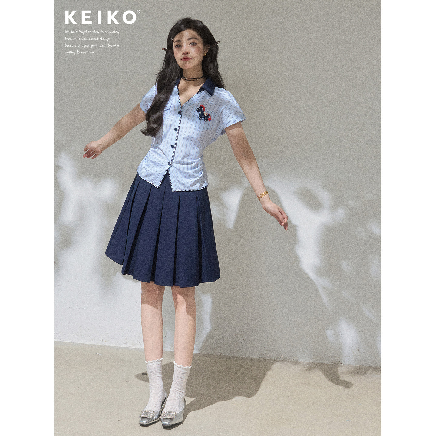 KEIKO韩系蓝色条纹短袖衬衫图片