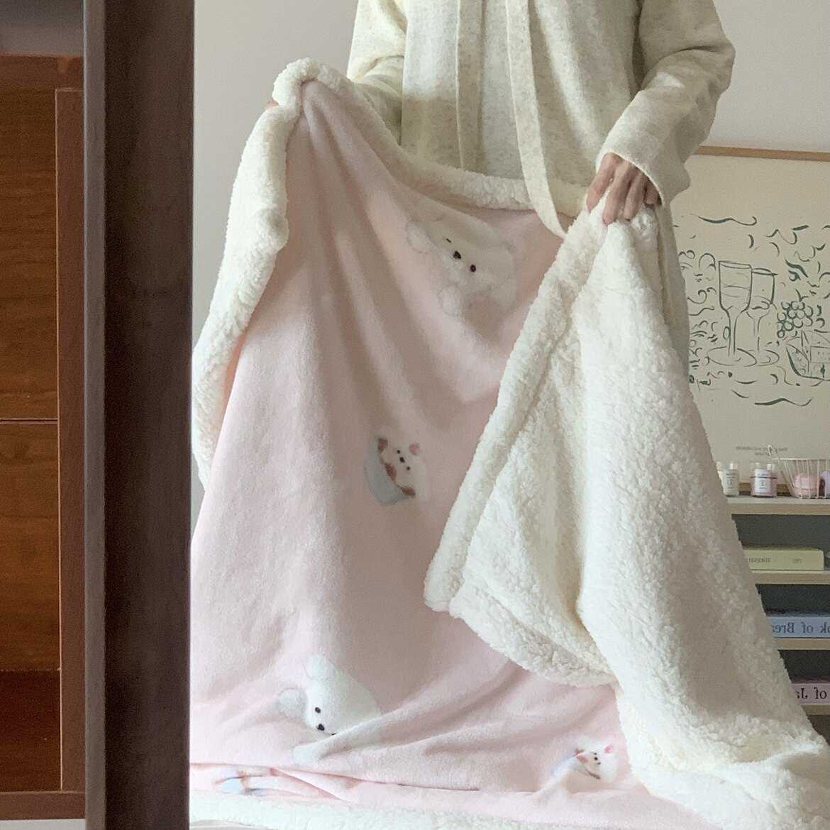 夏季午睡毯少女可爱柔软牛奶绒