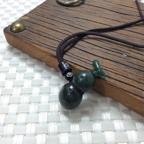 独山玉天蓝料葫芦吊坠