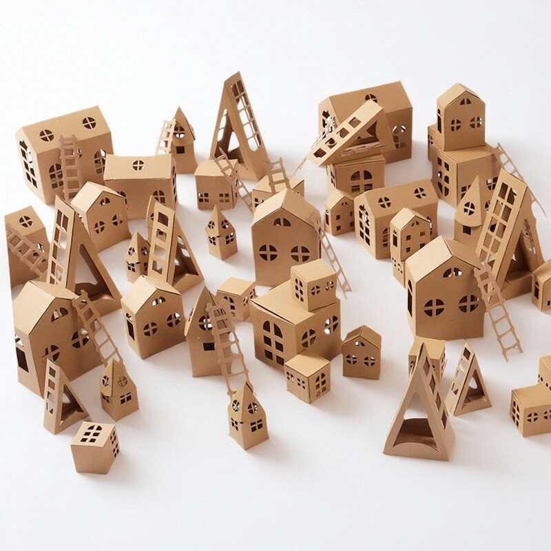 幼儿园纸板房子梦幻小镇环创建构区手工diy纸盒涂鸦纸箱城堡小屋