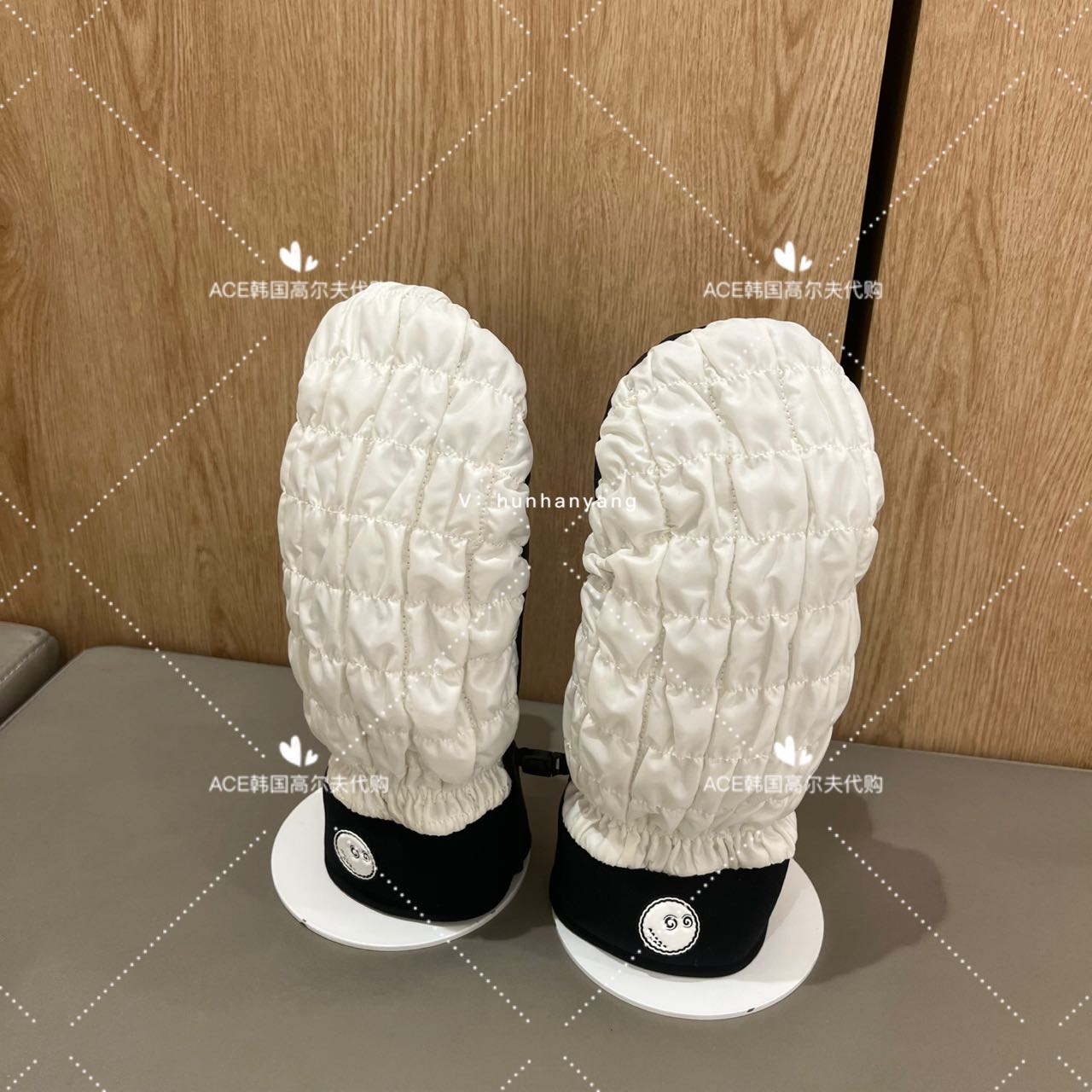 Malbon女士高尔夫保暖手套