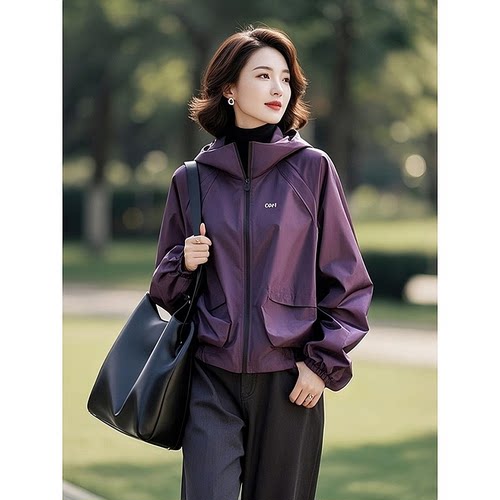 素雅订制女装原创品牌旗舰店2025新款小个子减龄连帽冲锋衣外套女