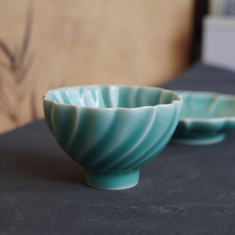 龙泉云间青瓷名家纯手工螺旋纹天青釉色品茗杯,餐饮具,茶杯,淘宝优惠券,粉丝福利购,淘宝优惠卷