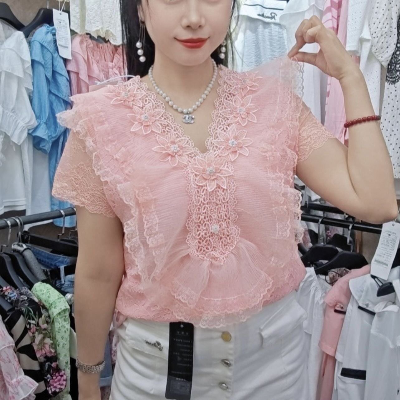 立体花朵v领荷叶边短袖蕾丝仙女衫夏季爆款显瘦甜美百搭网红上衣