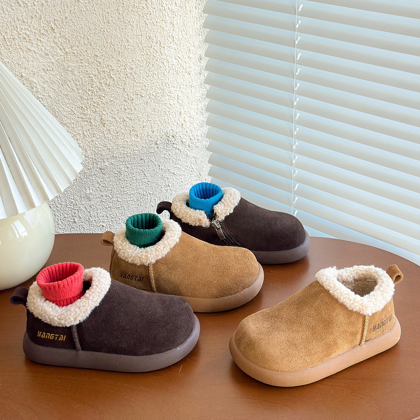 儿童真皮加绒保暖雪地靴勃肯棉鞋