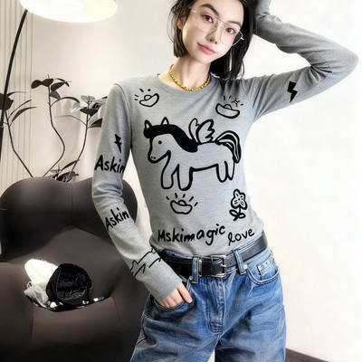 欧货十三行新款小衫灰卡通小马圆领正肩长袖T恤小衫打底衫时尚潮