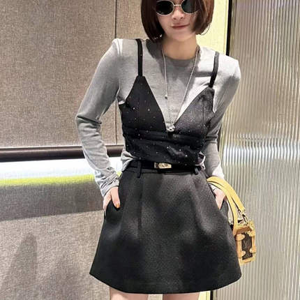 欧货洋气女装烫钻拼接黑灰圆领弹力长袖T恤小衫打底衫假两件上衣