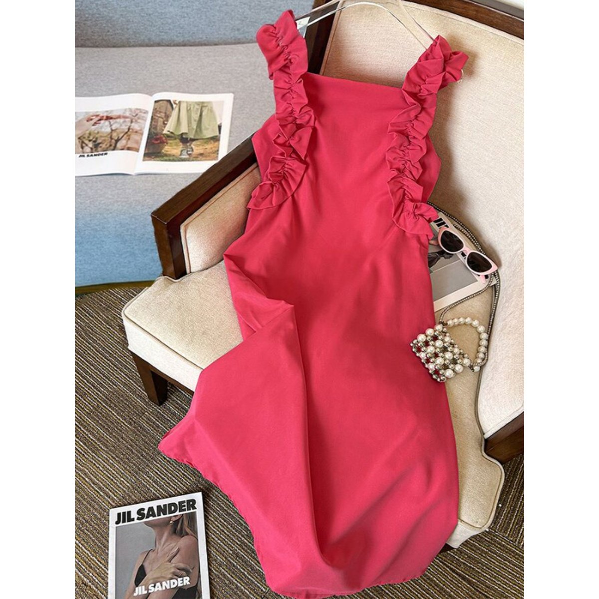 法式方领木耳边小飞袖连衣裙女夏宽松高级质感玫红色长裙子度假风