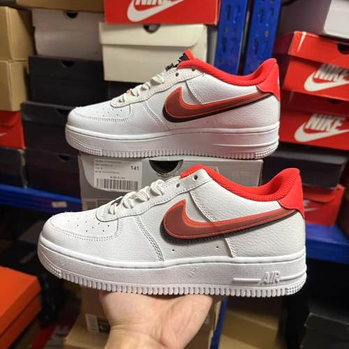 Nike耐克Air Force 1空军一号AF1红黑双钩女子休闲板鞋CW1574-101