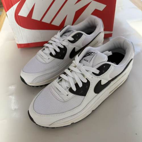 Nike Air Max 90 男子缓震透气复古增高气垫跑步鞋 CT1028-103