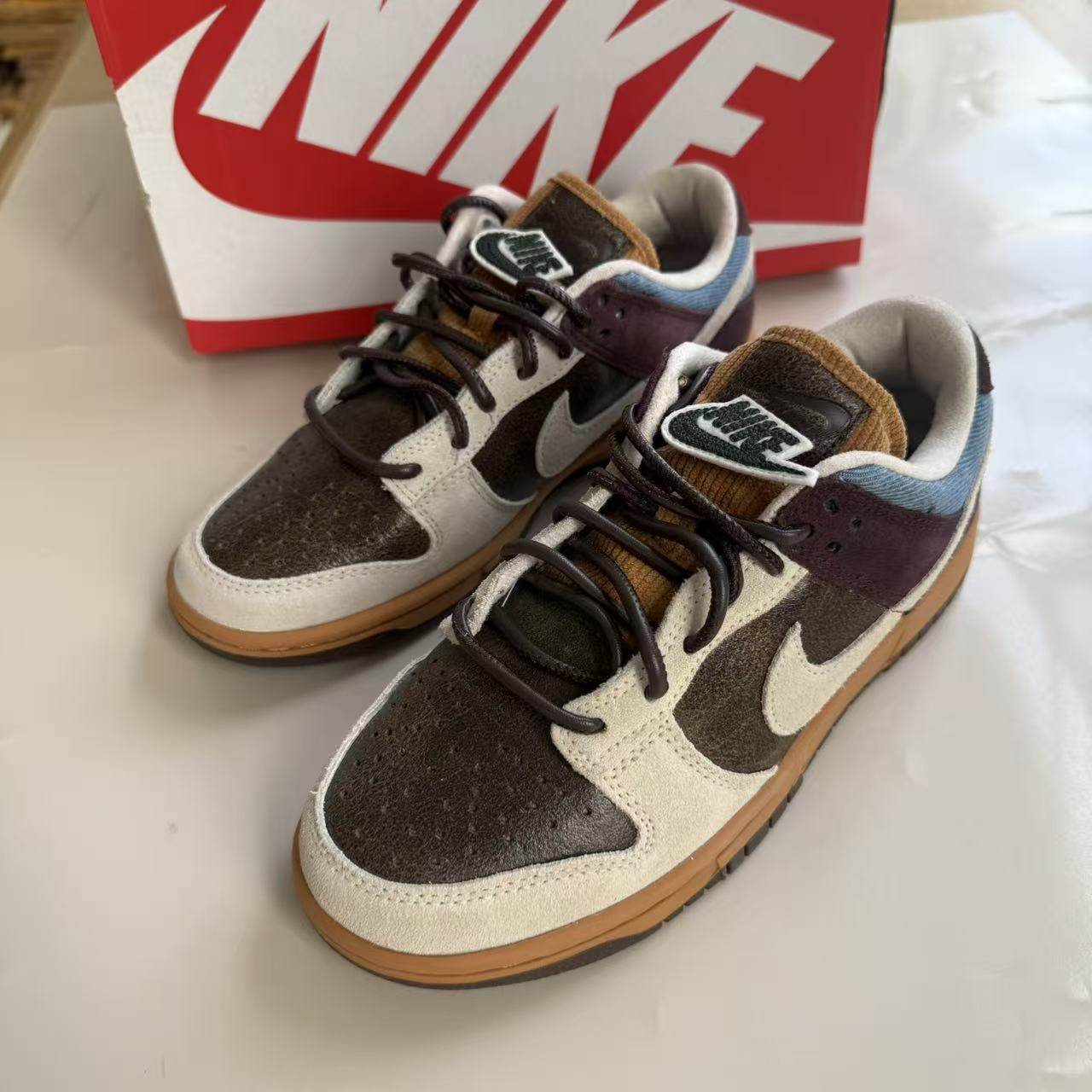 Nike耐克 Dunk Love&Peace 男女灰棕复古运动休闲板鞋 HQ3459-212,运动鞋new,跑步鞋,淘宝优惠券,粉丝福利购,淘宝优惠卷