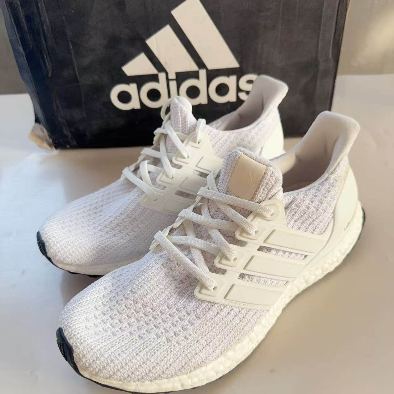 Adidas/阿迪达斯男女ULTRA BOOST UB4.0爆米花跑步鞋 BB6168