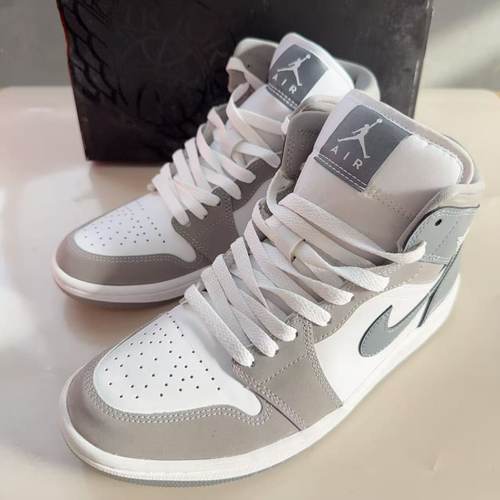 耐克/Nike Air Jordan 1 MID AJ1男女复古中帮篮球鞋HF3216-100