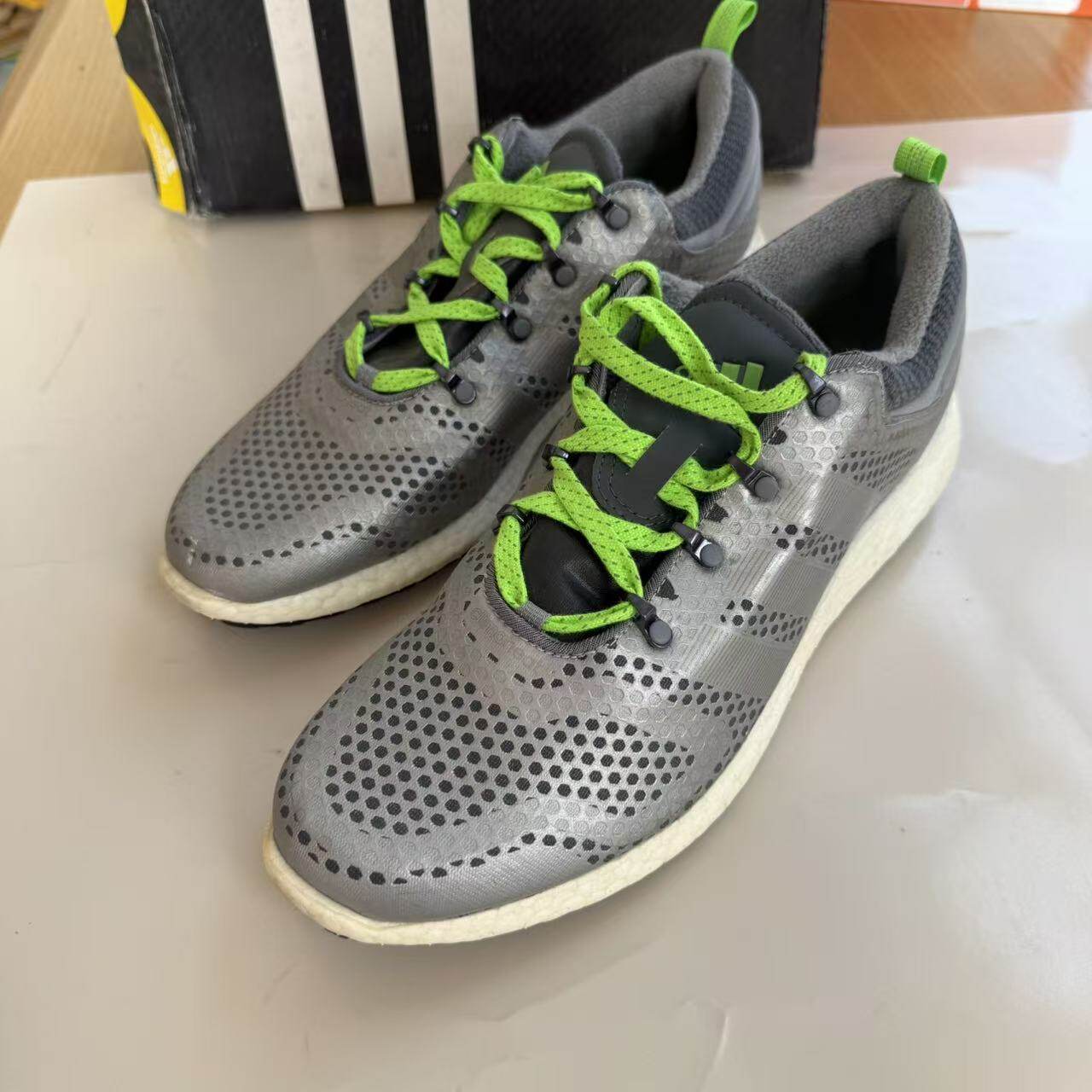 adidas Rocket Boost 男子加绒透气舒适耐磨防滑跑步鞋 M29681