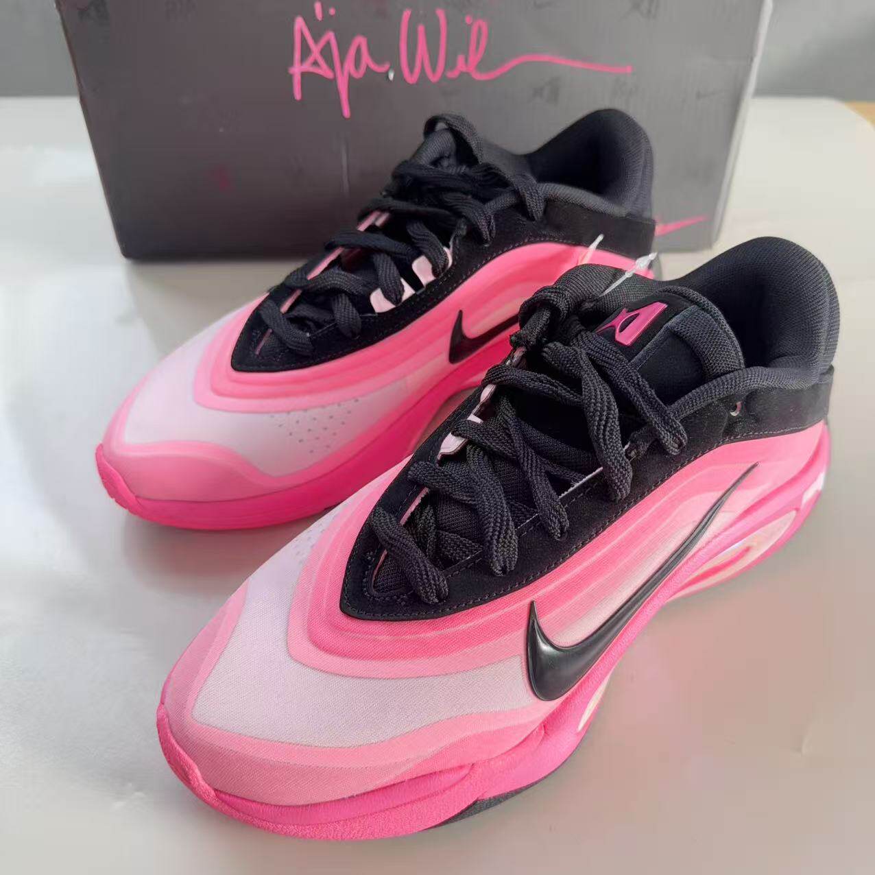 Nike A'One A'ja Wilson粉黑耐克新款实战训练篮球鞋男FZ8606-001