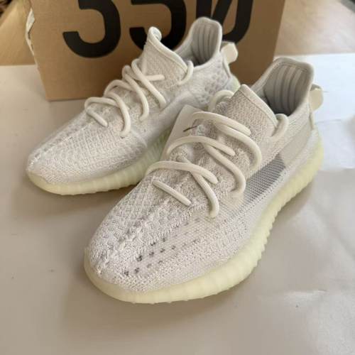 Adidas Yeezy 椰子350V2纯白冰激凌黑玛瑙2022年夏季跑步鞋HQ6316