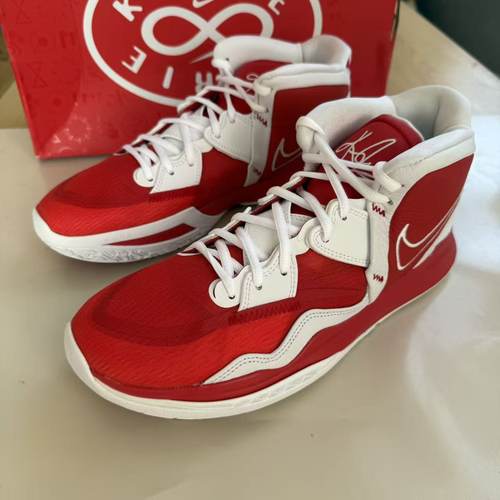 Nike耐克 Kyrie 8 欧文8代男子气垫缓震耐磨篮球鞋 DO9616-600