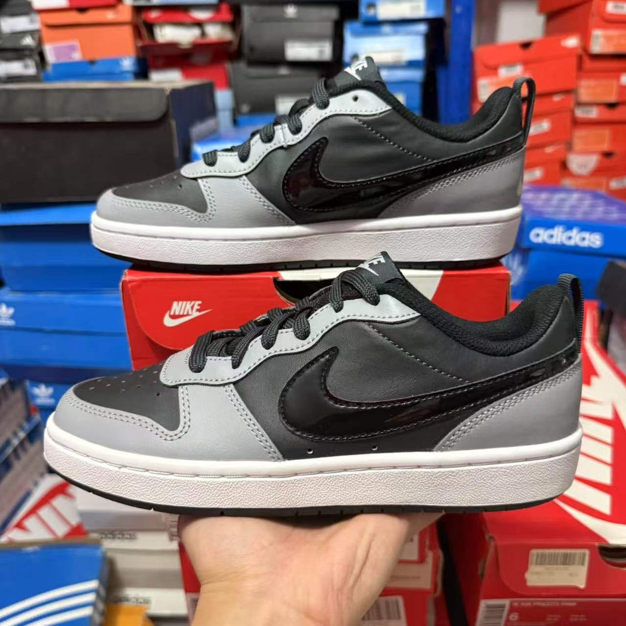 Nike Court Borough Low GS 万圣节女子复古休闲板鞋BQ5448-014
