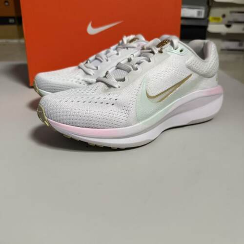 NIKE耐克女子VMNS NIKE AIR W INFLO 11运动训练跑步鞋HM3733-361