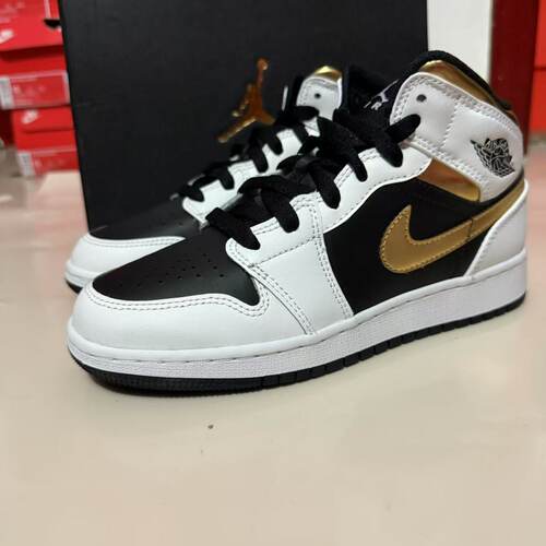 Nike Air Jordan 1 Mid AJ1女子大童全白复古篮球鞋554725-190