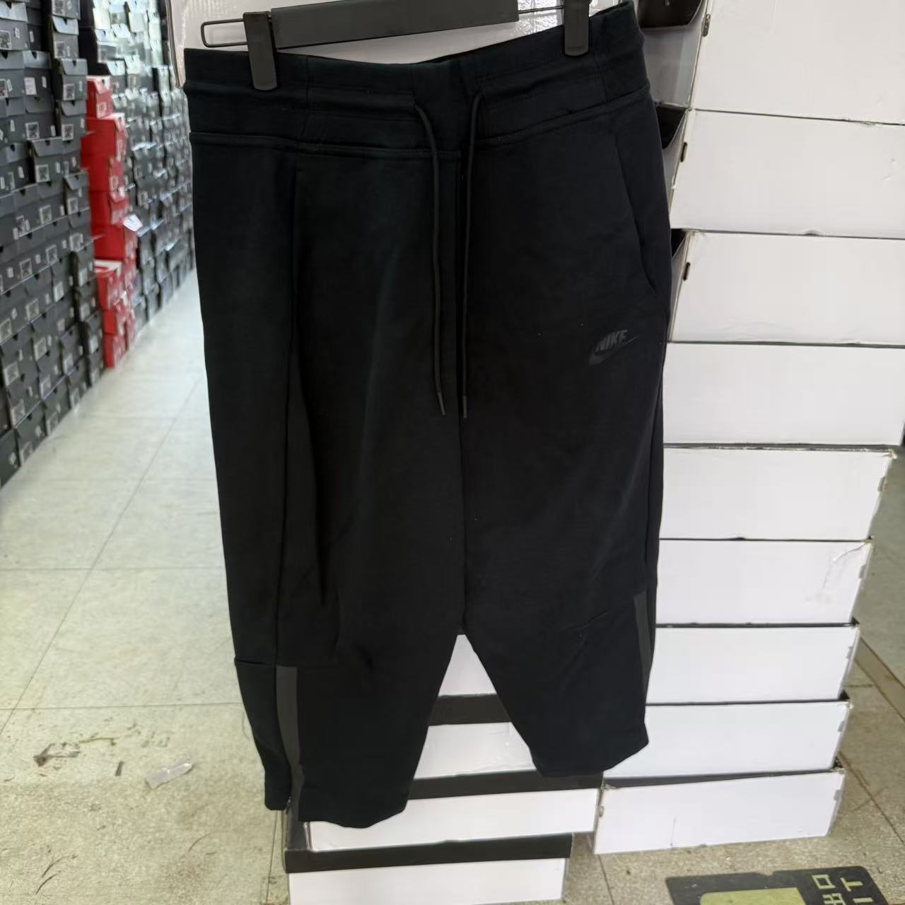 NIKE/耐克 女子运动休闲针织跑步生活款棉质九分长908825-010
