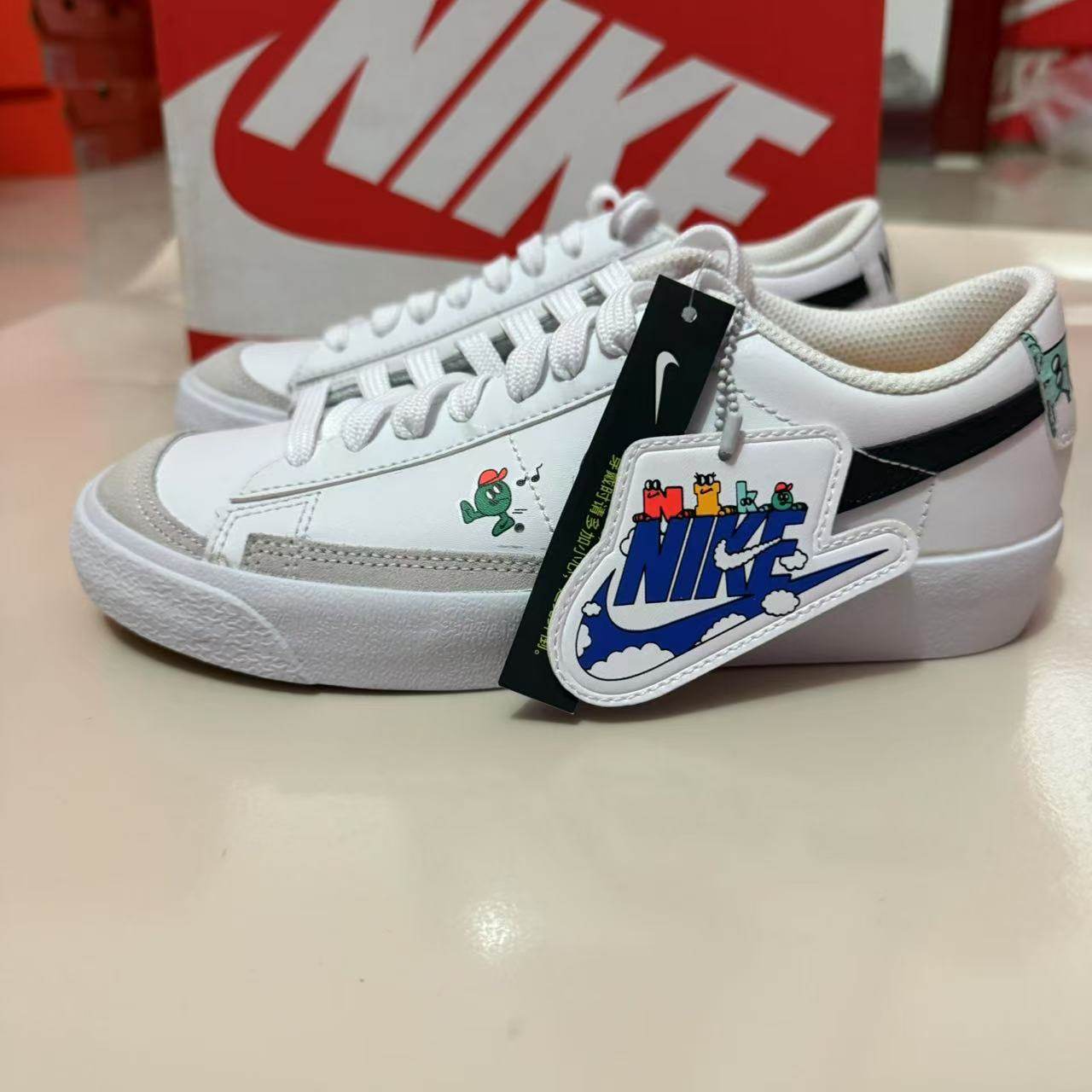 Nike/耐克 Blazer Low '77 经典复古防滑运动休闲板鞋 DJ5201-106