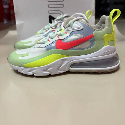 耐克NIKE AIR MAX 270女子运动鞋气垫休闲鞋跑步鞋女 DB5927-161