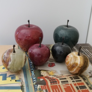 圣诞节苹果。天然阿富汗玉石家居摆件精致时髦韩国point of view