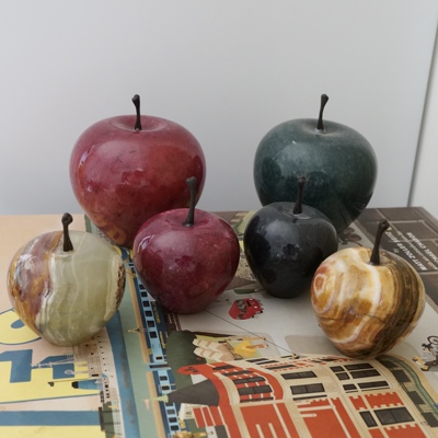 圣诞节苹果。天然阿富汗玉石家居摆件精致时髦韩国point of view