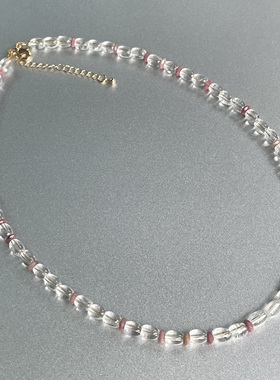 视觉降温。天然透明白水晶粉色串珠项链清爽精致简约高级设计感
