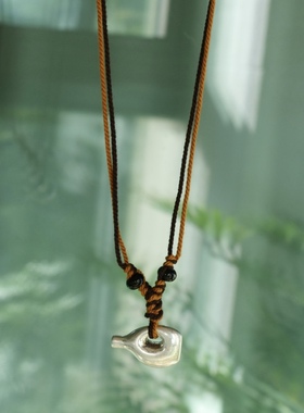 饮一壶风。复古银色水瓶吊坠黑棕毛线编织可调节长项链时髦松弛感