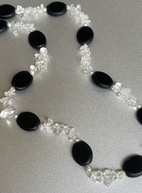黑白分明。黑玛瑙白水晶天然珍珠串珠项链时髦简约高级知识分子