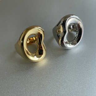 优雅力量感。金银色镂空设计戒指环时髦复古精致高级欧美风