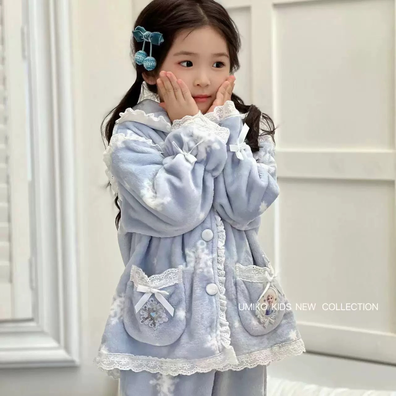 秋冬新款女童法兰绒加厚艾莎公主睡衣睡袍儿童珊瑚绒保暖睡裙浴袍