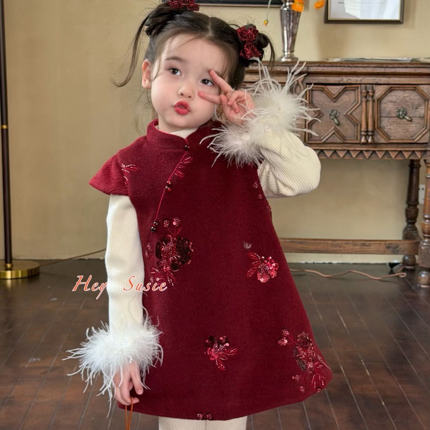 2025秋冬新女童新中式加厚红色裙