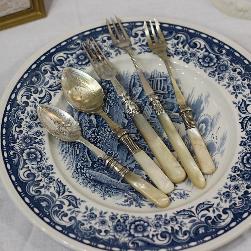 英国贝母手柄镀银餐刀叉勺子雕花