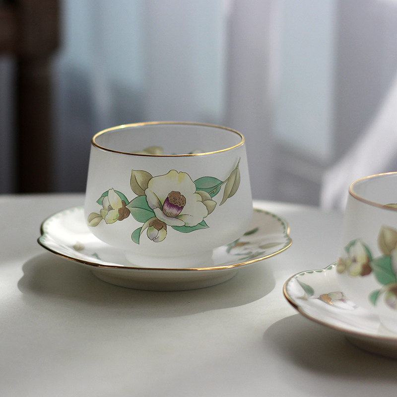 全新日本保谷谨制椿茶花描金茶杯+托盘主人杯咖啡杯茶具瓷器礼物