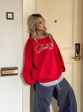 YAMMYUKI美式设计感钉珠红色露肩卫衣春秋氛围宽松慵懒风套头上衣