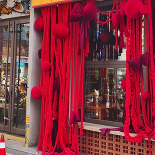 新年氛围感红色麻绳子冰岛毛线网红店铺橱窗门头装饰挂饰场景布置
