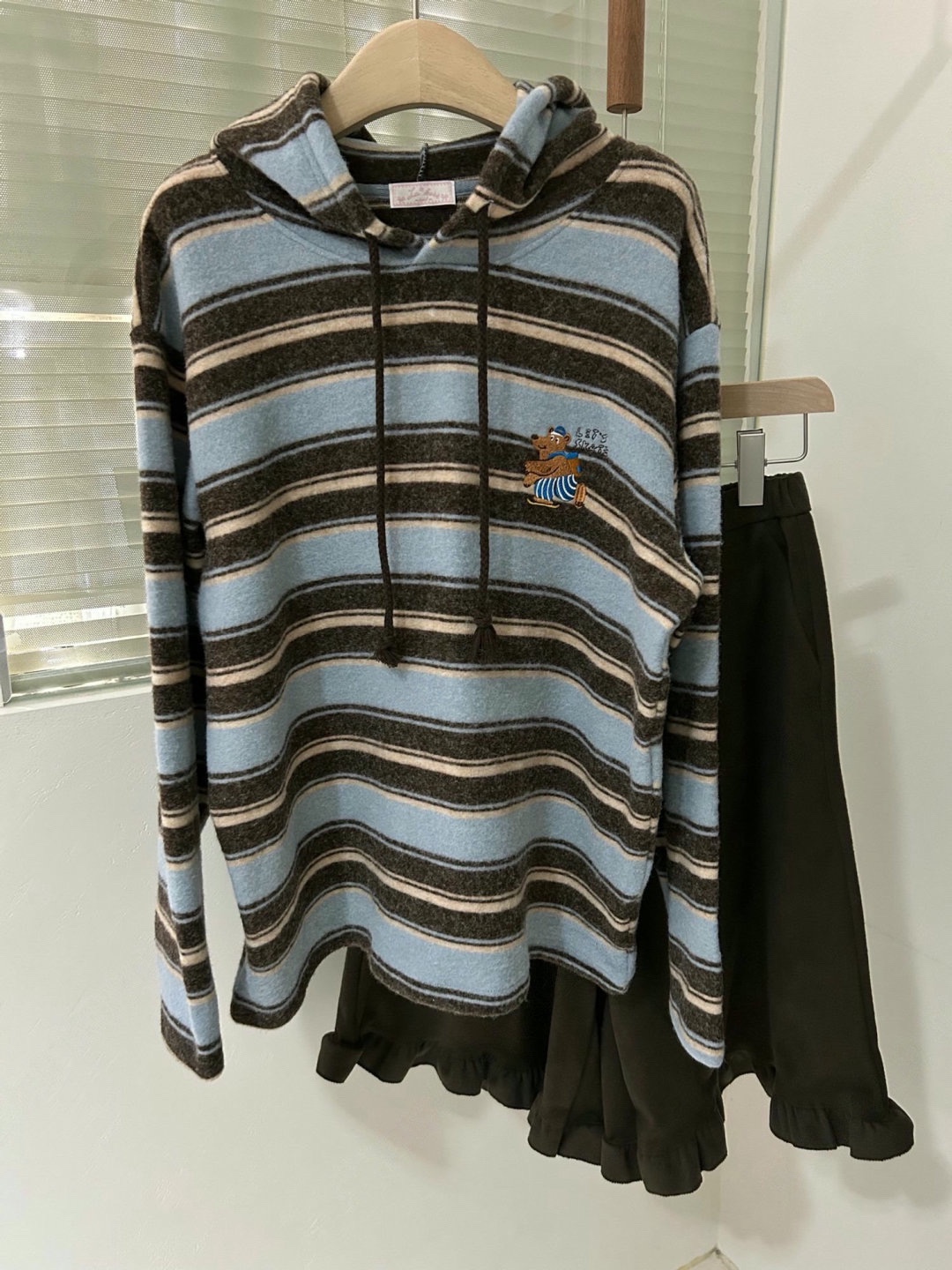 直邮 lakerr正品 25fw 首尔印象韩代刺绣小熊连帽条纹长袖厚T恤女