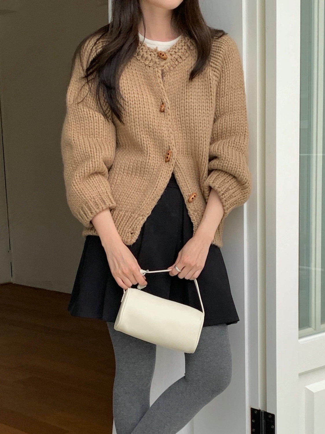 直邮 首尔印象韩代 25fw 韩系小姐姐粗棒针牛角扣针织外套女秋装