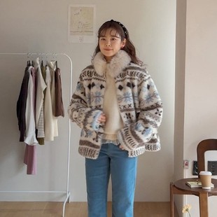 直邮 首尔印象韩代 25fw 费尔岛花纹拆卸毛领皮毛一体羊羔绒外套