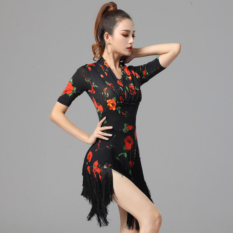 拉丁舞练功服女成年人新款专业比赛表演出装性感流苏连衣裙练习服