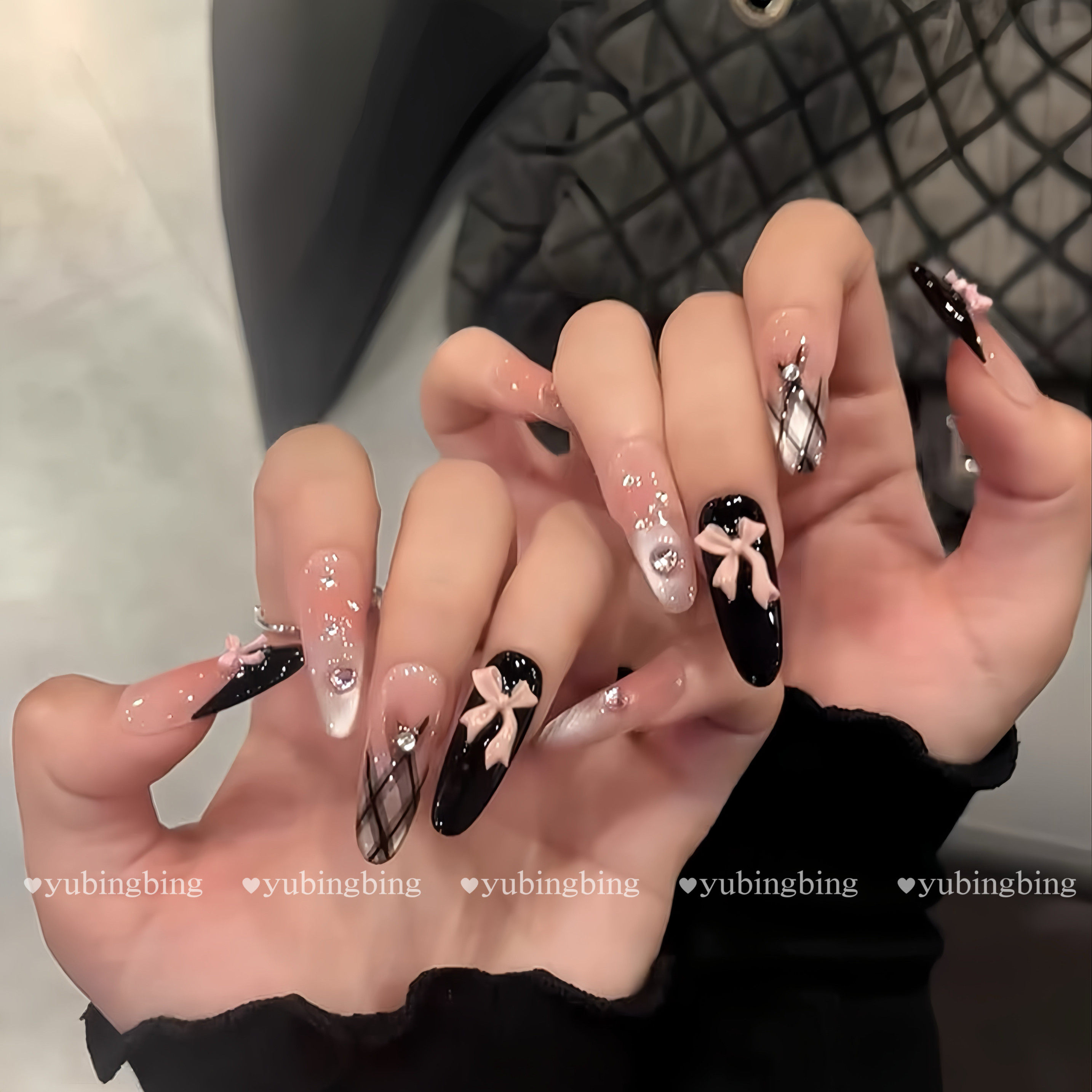【公主格纹】黑色法式蝴蝶结贴钻渐变猫眼美甲中长款纯手工穿戴甲,彩妆/香水/美妆工具,穿戴甲/甲片,淘宝优惠券,粉丝福利购,淘宝优惠卷