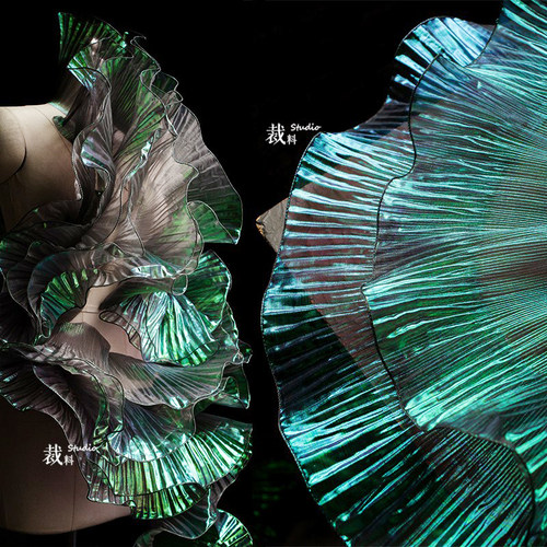 人鱼荷叶边波浪幻彩连衣裙大花边