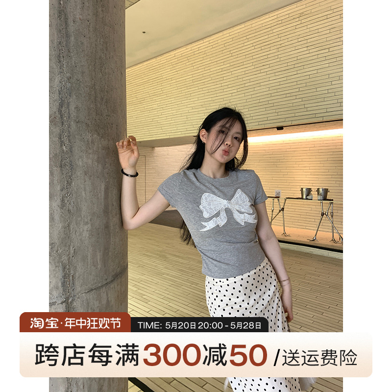 王少女的店灰色蕾丝蝴蝶结短袖t恤2024圆领正肩休闲别致显瘦上衣